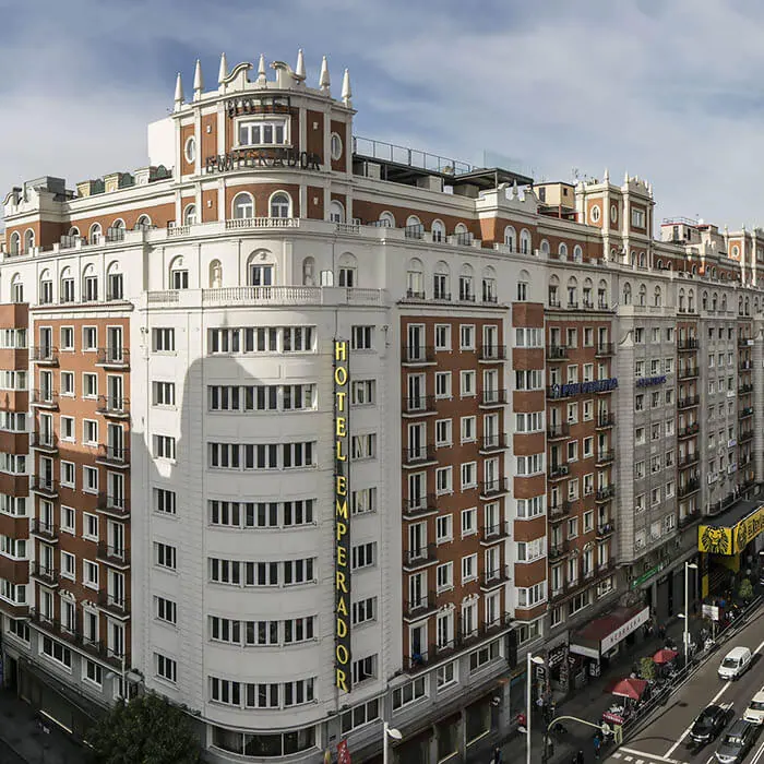 Hotel Emperador Madrid image 1